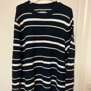 A&F Dark Blue Navy and White Sweater
